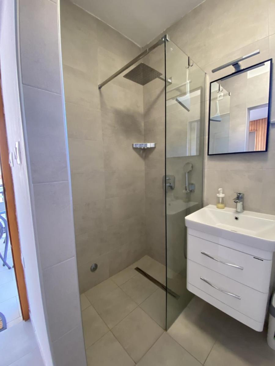 Apartmani Radosav ชิโล ภายนอก รูปภาพ